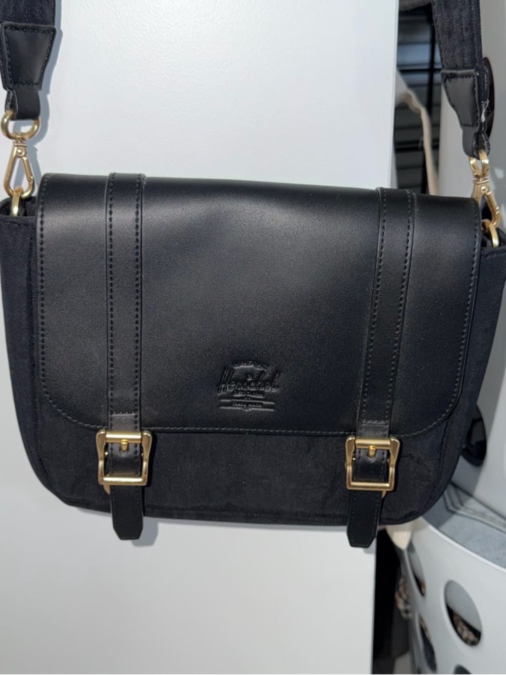 Herschel Black Cross Over Bag